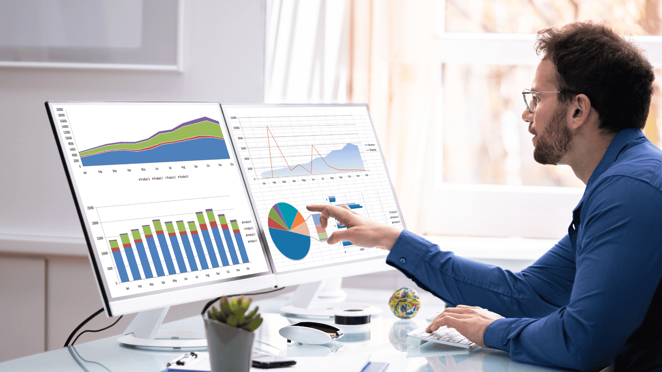 How to Effectively Blend Offline and Online Marketing Tactics